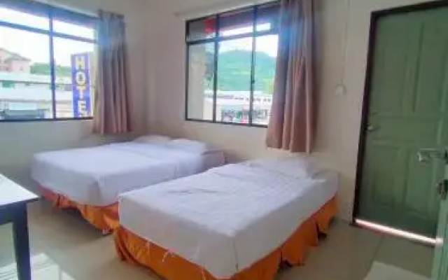 Lodge 88 I by OYO Rooms