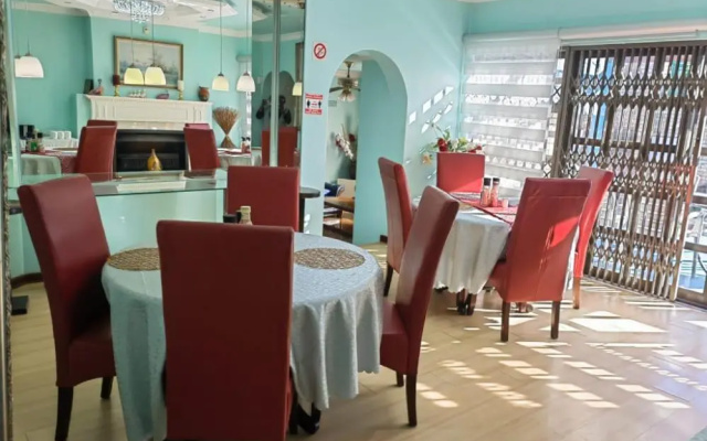 Obaa Sima Guest House