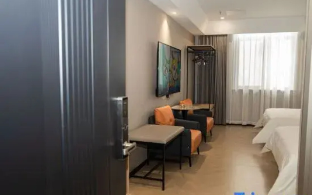 Longquan Water City Hotel (Yancheng Development Zone)