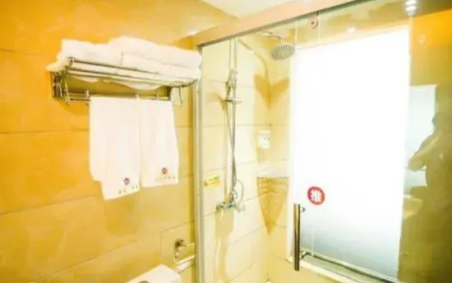 Jinhe Hotel Ruijin