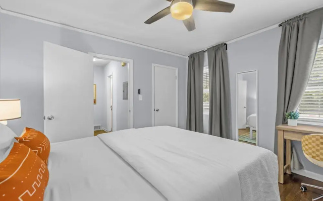 881 Furnished Apartments
