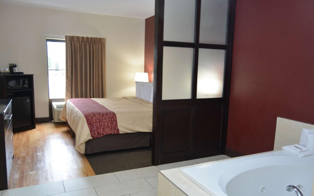 Red Roof Inn PLUS+ & Suites Chattanooga - Downtown