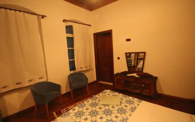 Bergama Tas Konak