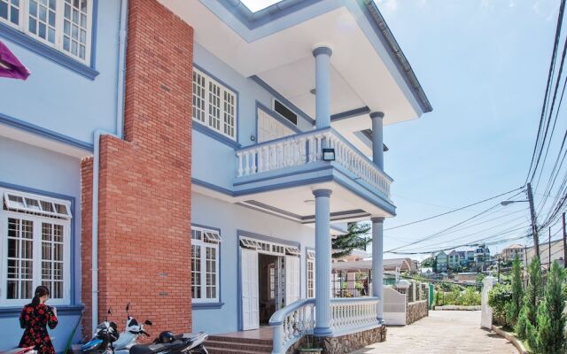 Отель Villa Da Lat Xua Далат