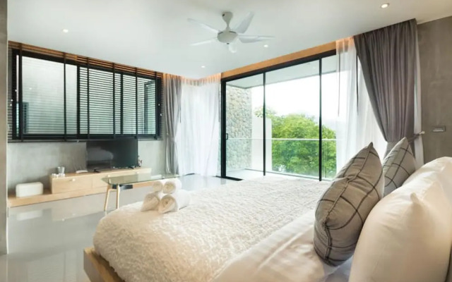 Luxury 4 Bedroom Villa Kamala
