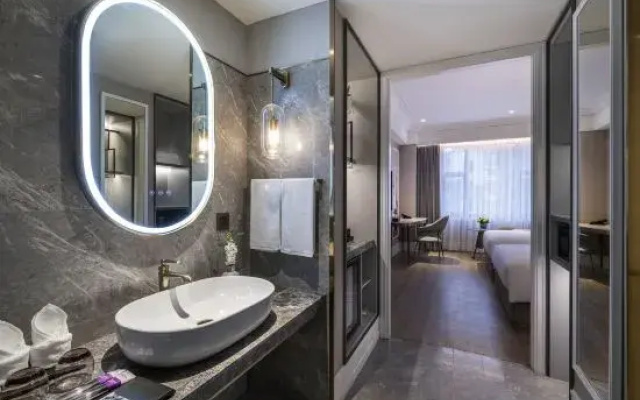 Mercure Shanghai Lingang Oriental Pearl