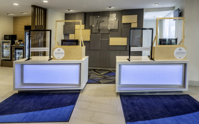 Holiday Inn Express Milwaukee West Allis by IHG
