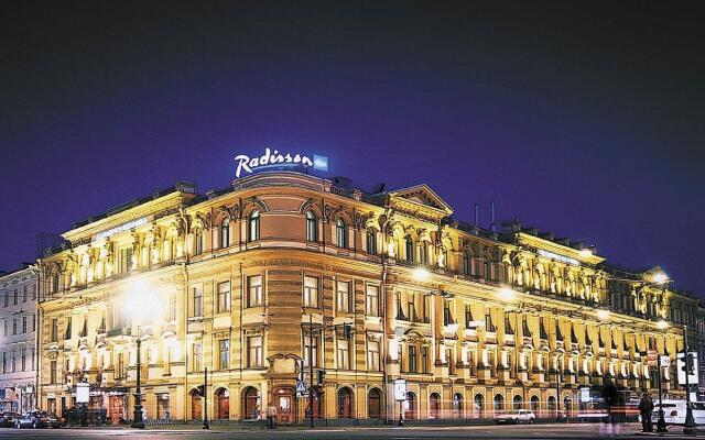 Гостиница Radisson Royal вид на фасад