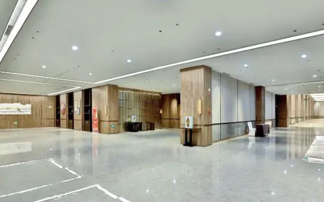 Longyou Oriental Wenlan Hotel