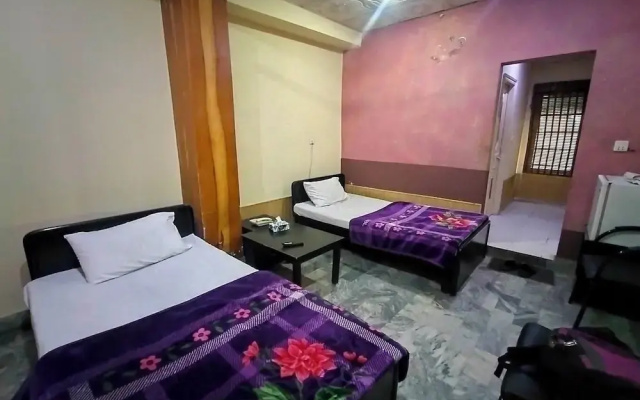 Executive Lodges