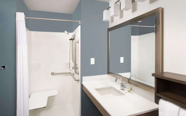WoodSpring Suites Columbus Fort Benning Bldg. 2