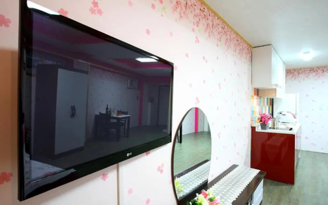 Pinky Marine Pension