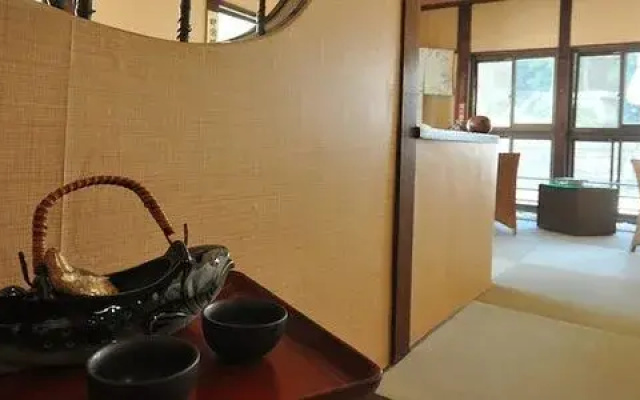 Kutsurogi no Yado Yukiya