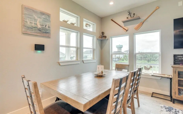 Walk to Sea Isle Beach! Canal-front Gem w/ Pool