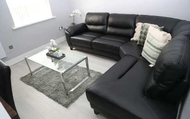 Homely One Bedroom Apartment In Birmingham