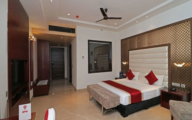 OYO 12464 Hotel C Pearls