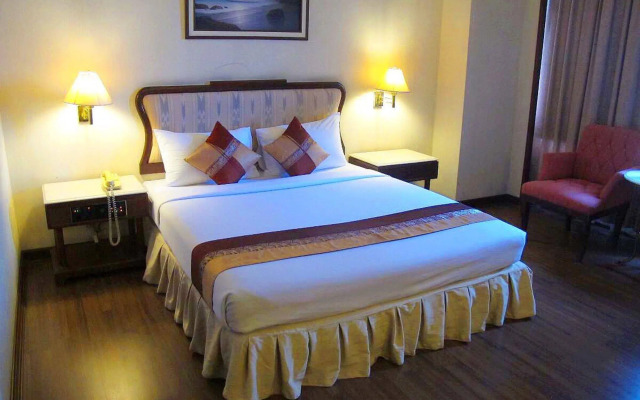 Lee Gardens Hotel