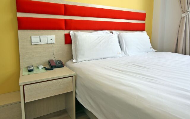 Отель The Phoenix Hostel Shanghai Китай, Шанхай - отзывы, цены и фото номеров - забронировать отель The Phoenix Hostel Shanghai онлайн комната для гостей
