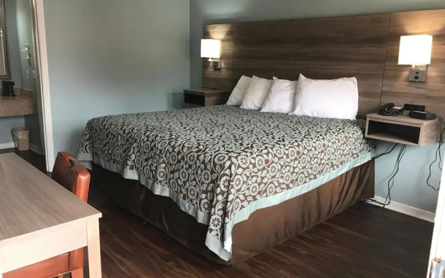 Winton Inn & Suites