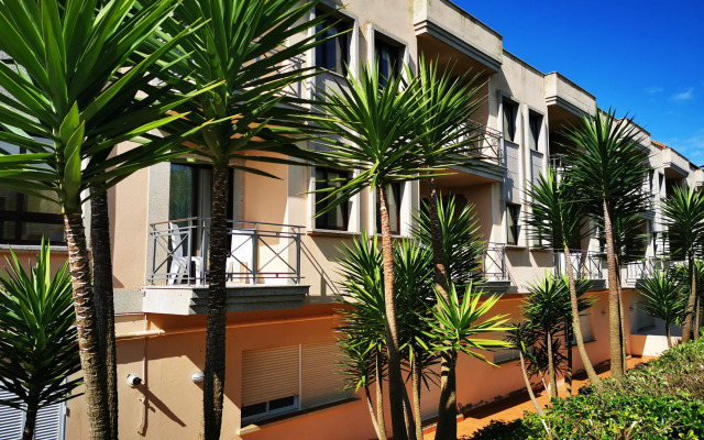 Duerming Montalvo Playa Hotel