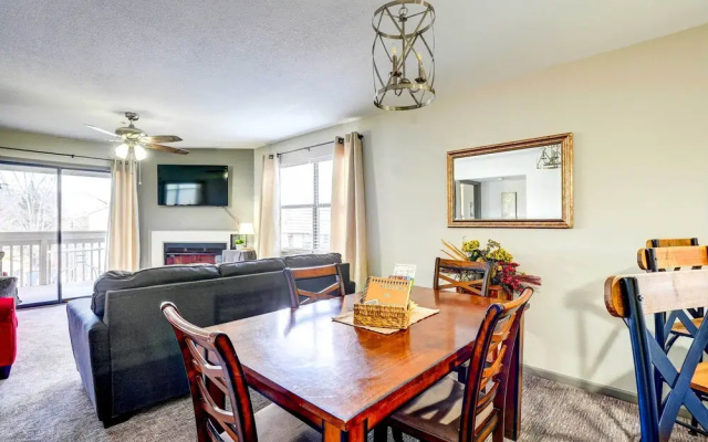 Beautiful Branson Condo w/ Golf + Pool Access!