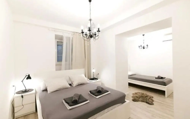 Residence Apartment Marghareta No. 1 With Sea View