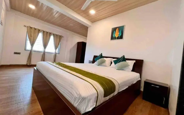 West Valley Villa Casa East