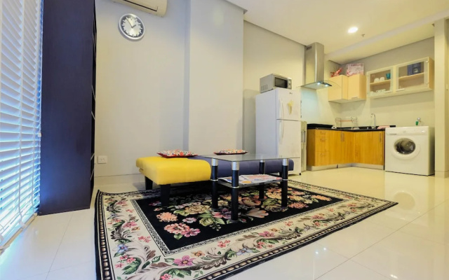 Beautiful 1BR at Kemang Mansion Apartment By Travelio