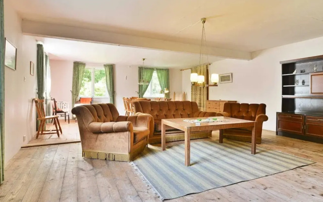 8 Person Holiday Home in Lonsboda-by Traum