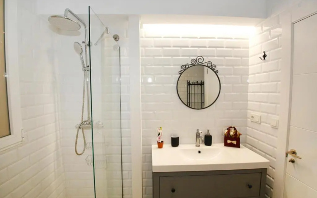 Alicante Old Town beautiful home with AC