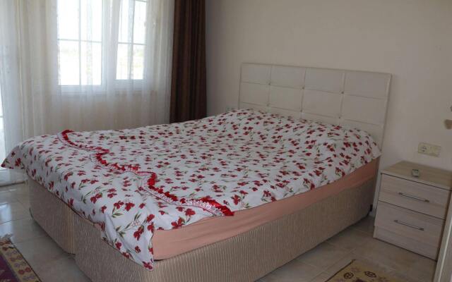 Апартаменты Sunset Apartment комната для гостей