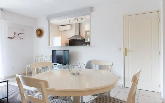 SHERIDAN Apartment 1