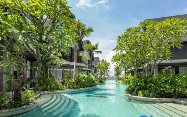 Quenzo Beach Resort