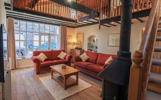 Courtyard Cottage