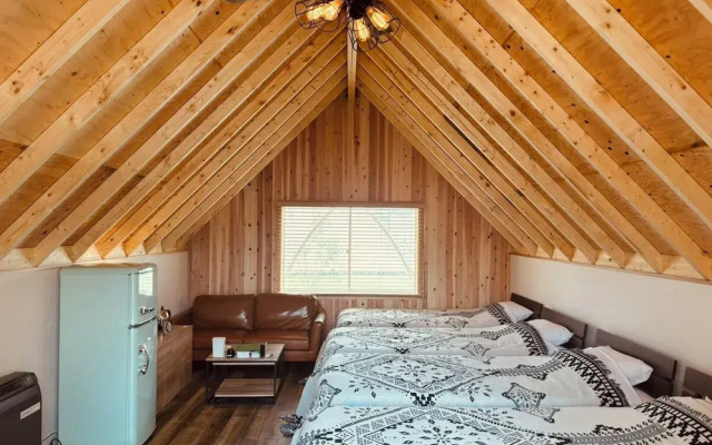 Glamping & Port