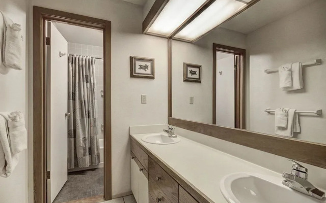 1631 Quicksilver by RedAwning