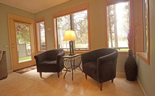 Eaglewood Condominium 8