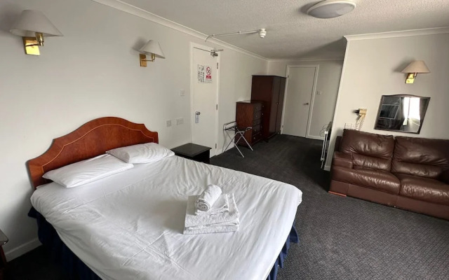 The Bruce Hotel