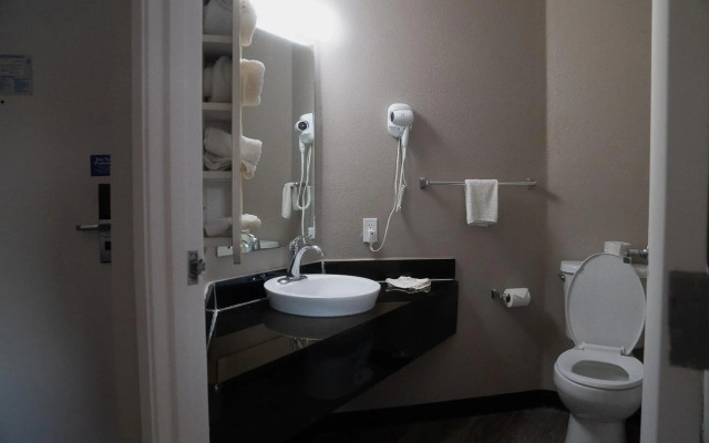 Motel 6 Caseyville, IL - Caseyville Il