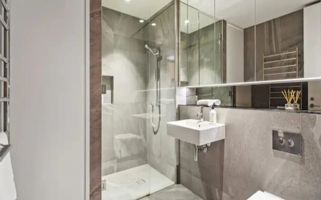 Modern Studio Apartment in Wynyard Quarter