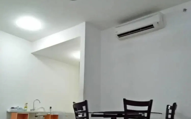 Vinly Suite One