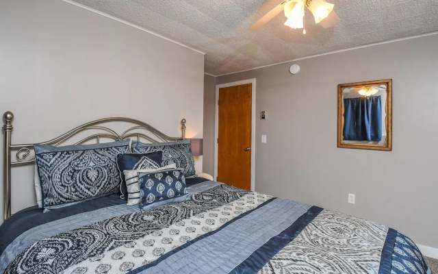 Donnas Choice 4 Bedroom House
