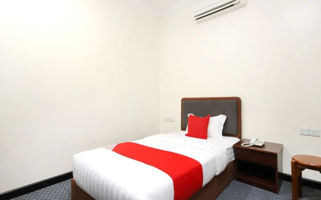 OYO 750 Comfort Hotel