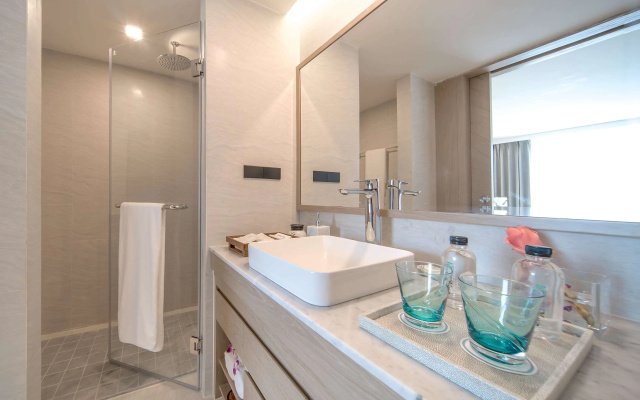Отель Wyndham La Vita Rawai Phuket
