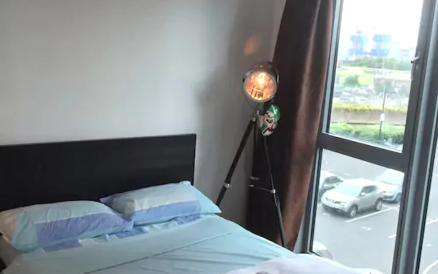 1BD Bright Cozy Queen Elizabeth Olympic Park Zne 2