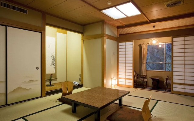 Hananosato Onsen Sansuikan