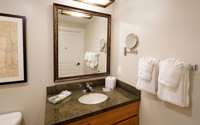 Heavenly Village Condos - Timber Lodge