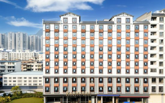 Mandala Hotel (Yizhou Bus Terminal Hechi University)