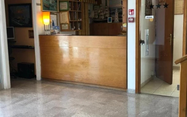 Hotel International