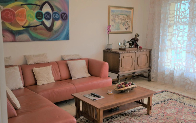 Cozy, Large, Modern, Apartment - in Basel